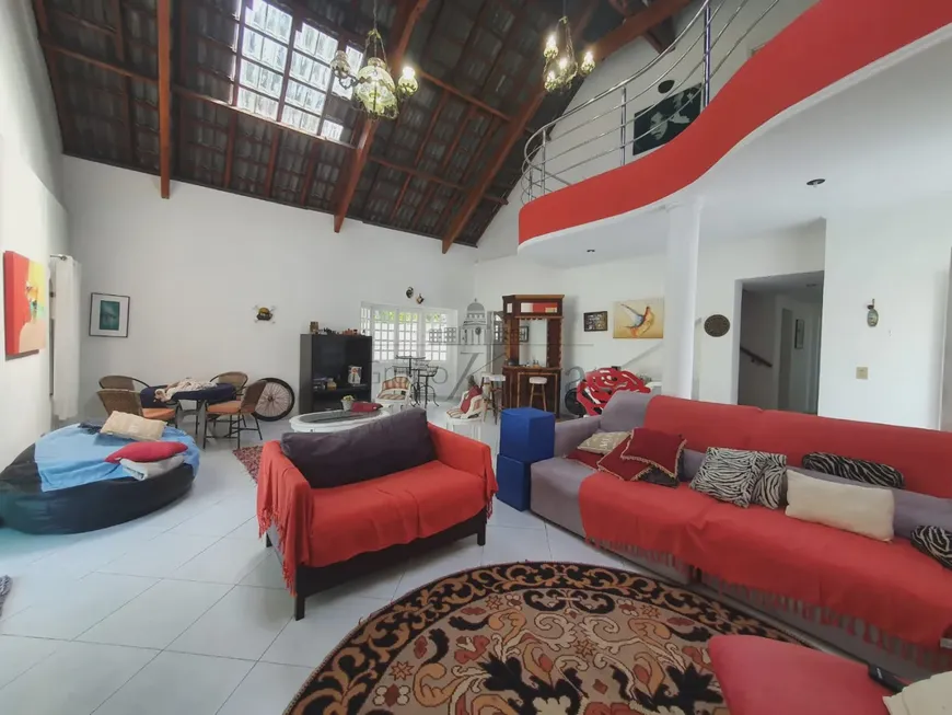 Foto 1 de Casa de Condomínio com 5 Quartos à venda, 420m² em Jardim Acapulco , Guarujá