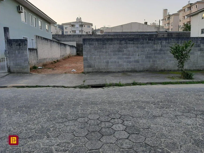 Foto 1 de Lote/Terreno à venda, 1m² em Areias, São José