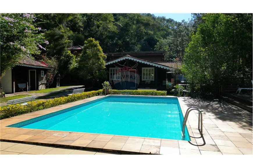 Foto 1 de Casa de Condomínio com 5 Quartos à venda, 840m² em Itaipava, Petrópolis