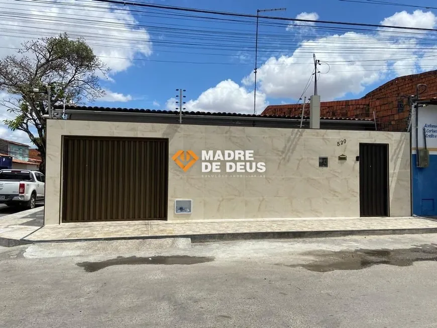 Foto 1 de Casa com 3 Quartos à venda, 220m² em Manuel Sátiro, Fortaleza