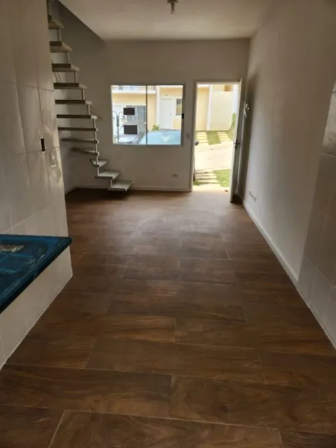 Foto 1 de Casa de Condomínio com 2 Quartos para venda ou aluguel, 50m² em Granja Viana, Cotia