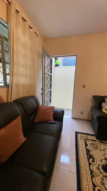 Foto 1 de Casa com 2 Quartos à venda, 250m² em Jardim Primavera, Indaiatuba