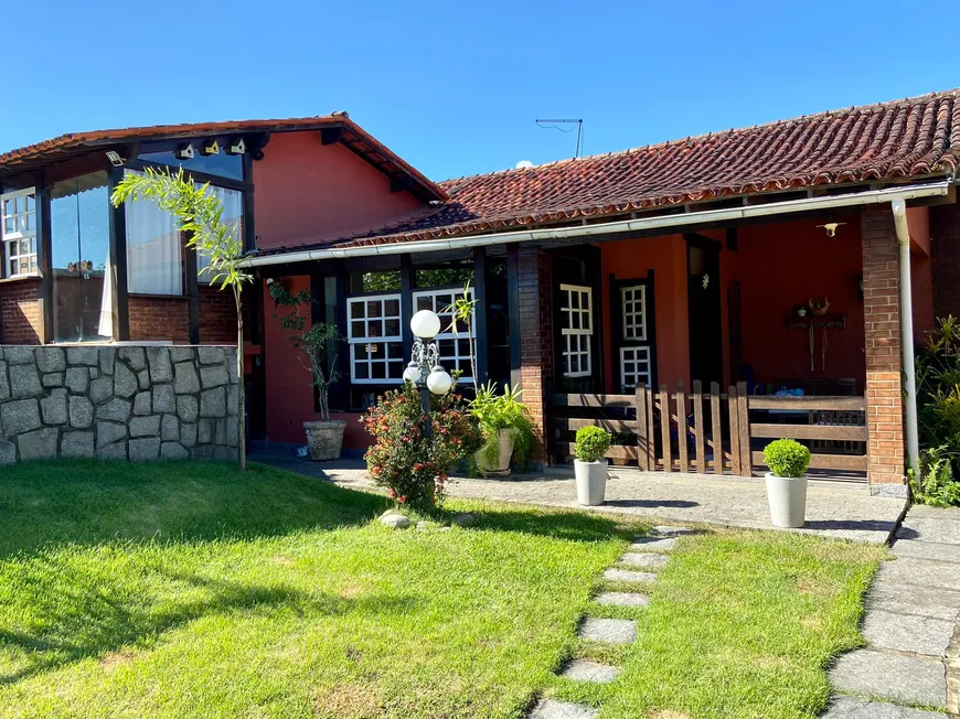 Foto 1 de Casa com 3 Quartos à venda, 200m² em Matapaca, Niterói