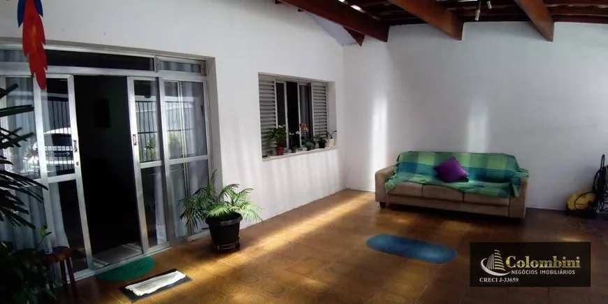 Foto 1 de Casa com 2 Quartos à venda, 110m² em Osvaldo Cruz, São Caetano do Sul