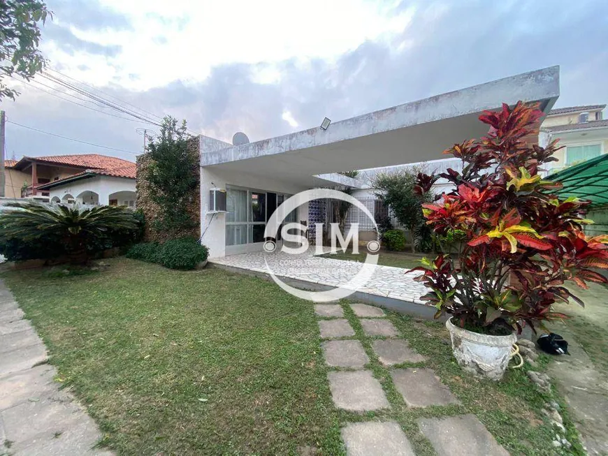 Foto 1 de Casa com 6 Quartos à venda, 250m² em Portinho, Cabo Frio