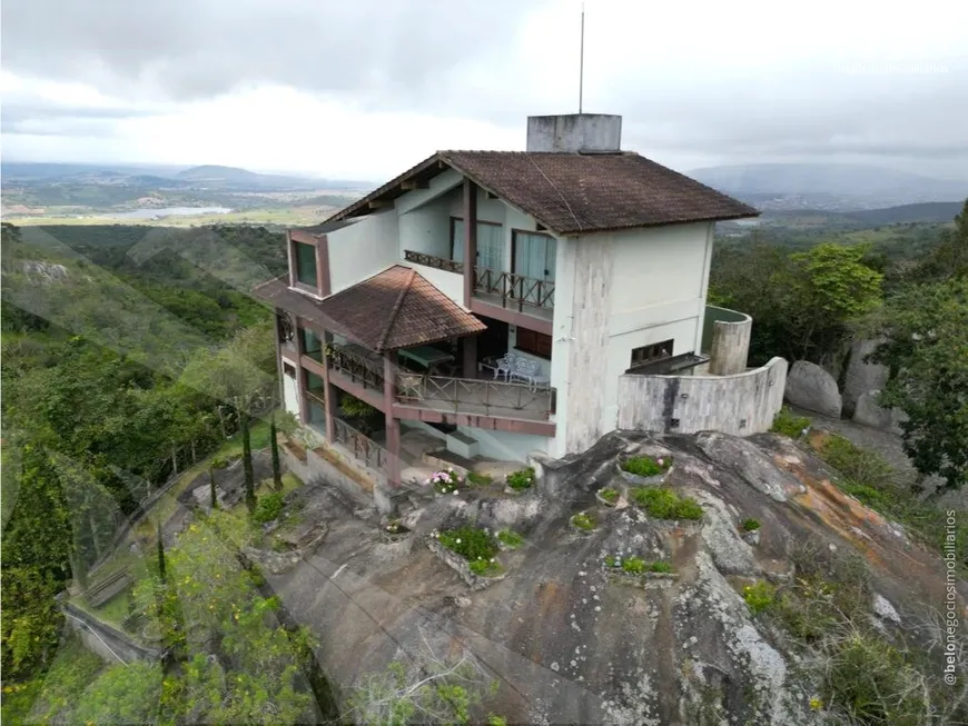 Foto 1 de Fazenda/Sítio com 3 Quartos à venda, 380m² em Serra Negra, Bezerros