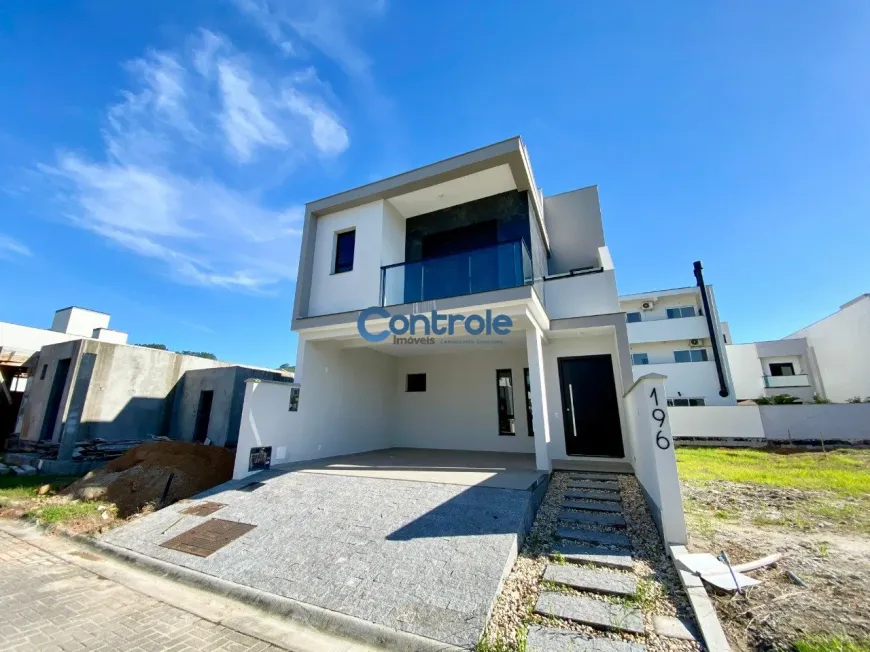 Foto 1 de Casa de Condomínio com 3 Quartos à venda, 189m² em Beira Rio, Biguaçu