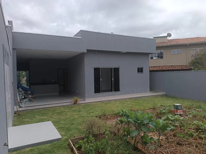 Foto 1 de Casa de Condomínio com 3 Quartos à venda, 460m² em Setor Habitacional Contagem, Brasília