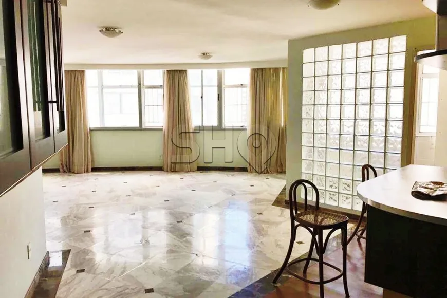 Foto 1 de Apartamento com 3 Quartos à venda, 177m² em Jardim Paulistano, São Paulo