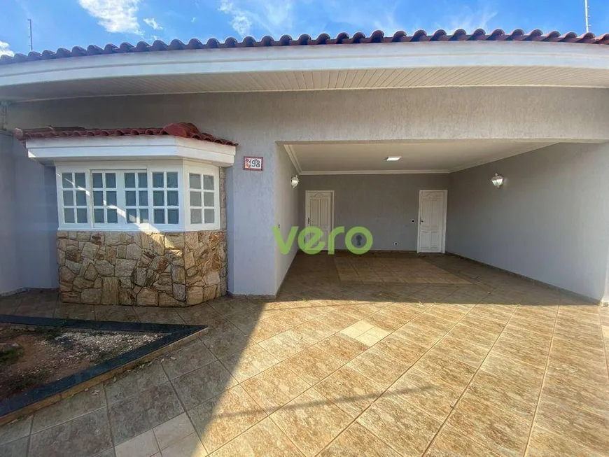 Foto 1 de Casa com 3 Quartos à venda, 251m² em Jardim São Domingos, Americana