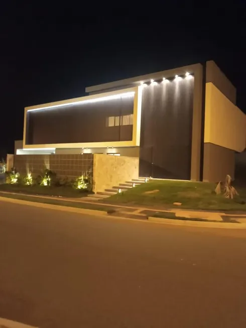 Foto 1 de Casa de Condomínio com 4 Quartos à venda, 400m² em Residencial Goiânia Golfe Clube, Goiânia