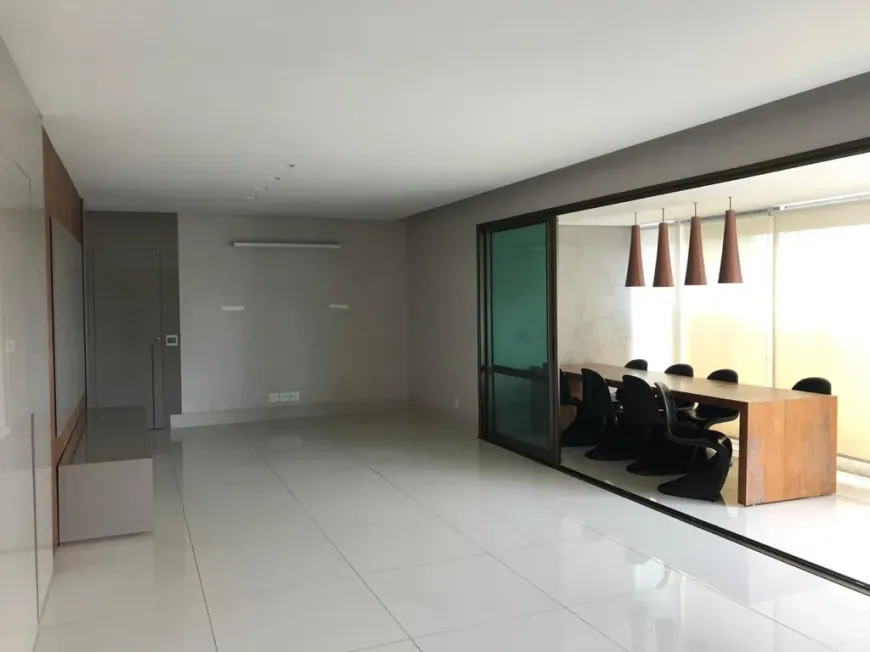 Foto 1 de Apartamento com 4 Quartos à venda, 180m² em São Pedro, Belo Horizonte