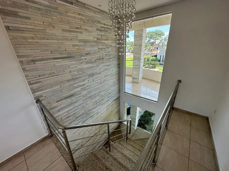 Foto 1 de Casa de Condomínio com 4 Quartos para alugar, 350m² em Ponta Negra, Manaus