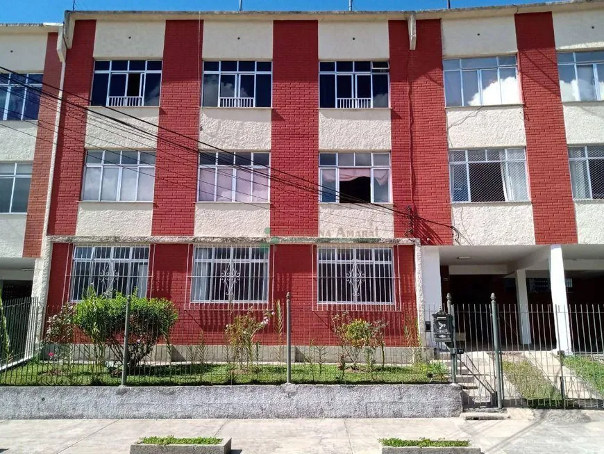 Foto 1 de Apartamento com 2 Quartos à venda, 52m² em Nossa Senhora de Fátima, Teresópolis