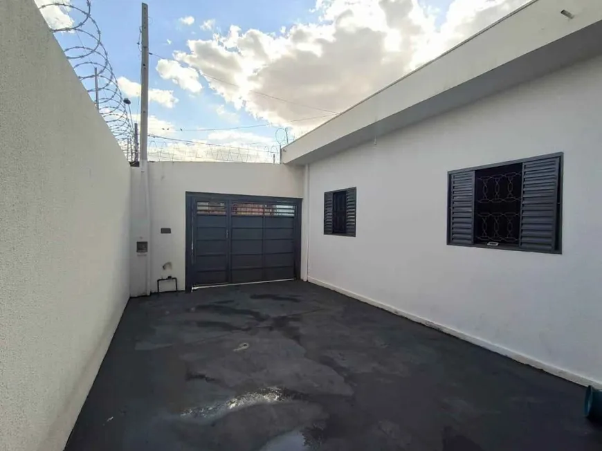 Foto 1 de Casa com 2 Quartos à venda, 100m² em Jardim Vânia Maria, Bauru