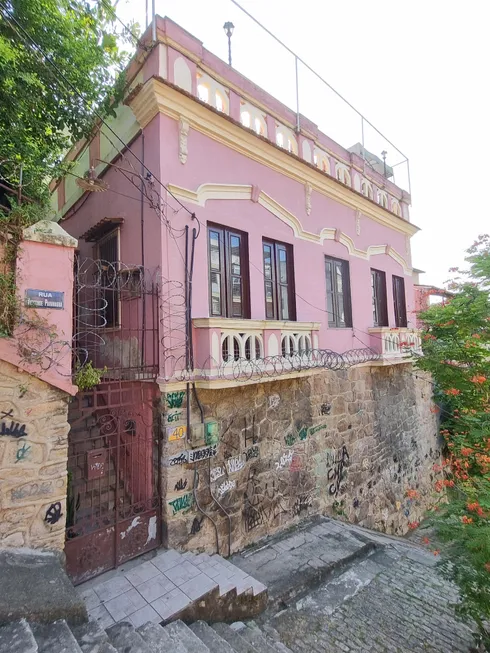 Foto 1 de Casa com 3 Quartos para alugar, 120m² em Santa Teresa, Rio de Janeiro