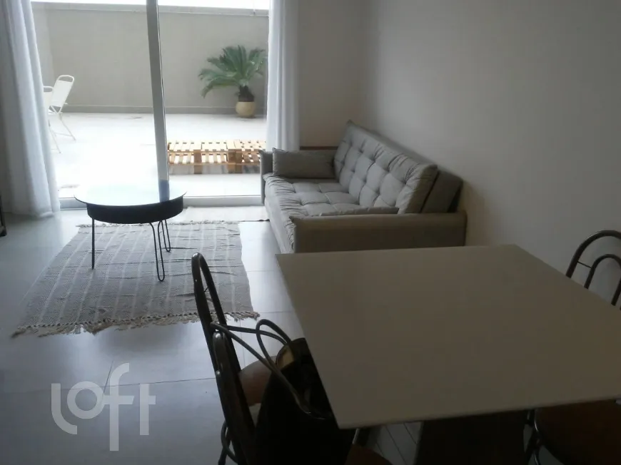 Foto 1 de Apartamento com 1 Quarto à venda, 81m² em Marechal Rondon, Canoas