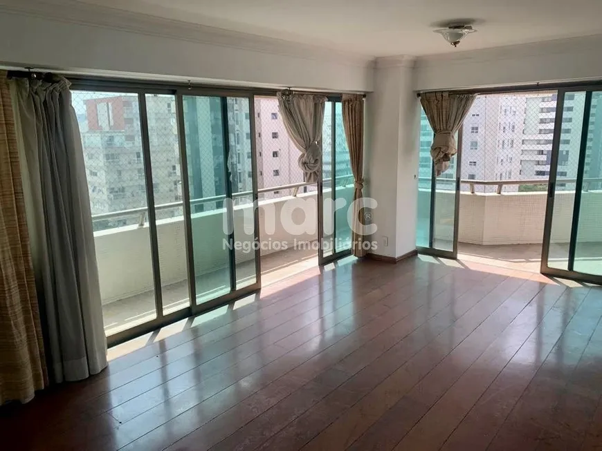 Foto 1 de Apartamento com 3 Quartos à venda, 192m² em Aclimação, São Paulo