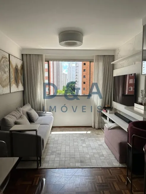 Foto 1 de Apartamento com 3 Quartos à venda, 74m² em Moema, São Paulo