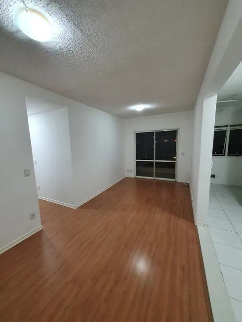 Foto 1 de Apartamento com 2 Quartos para alugar, 60m² em Jardim Tupanci, Barueri