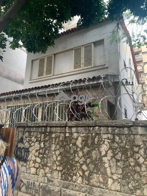 Foto 1 de Casa com 3 Quartos à venda, 240m² em Tijuca, Rio de Janeiro