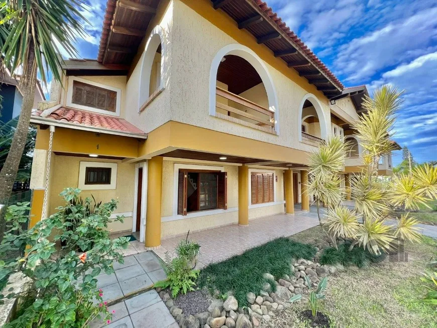 Foto 1 de Casa com 2 Quartos à venda, 117m² em Zona Nova, Capão da Canoa