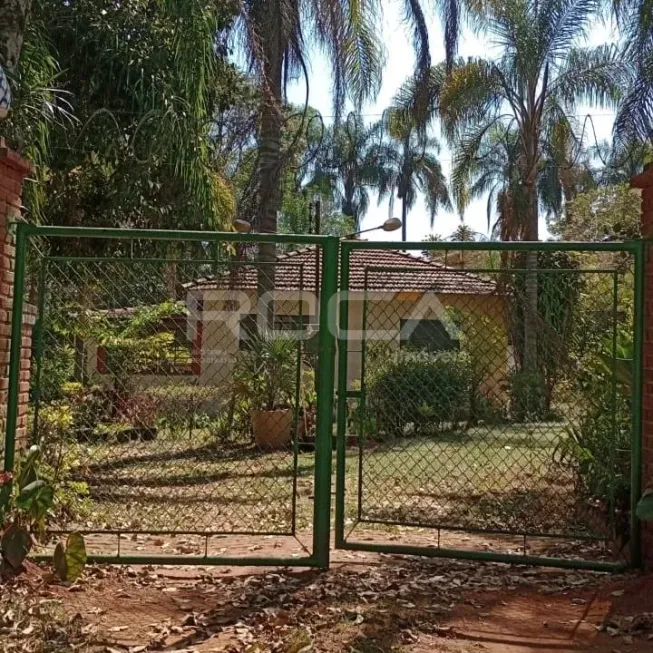 Foto 1 de Fazenda/Sítio com 2 Quartos à venda, 400m² em , São Carlos