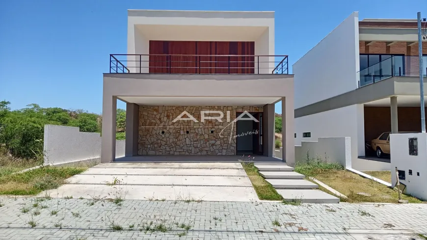 Foto 1 de Casa de Condomínio com 4 Quartos à venda, 220m² em Vila Cabral , Campina Grande