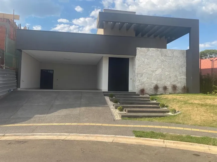 Foto 1 de Casa de Condomínio com 3 Quartos à venda, 209m² em Jardins Bolonha, Senador Canedo