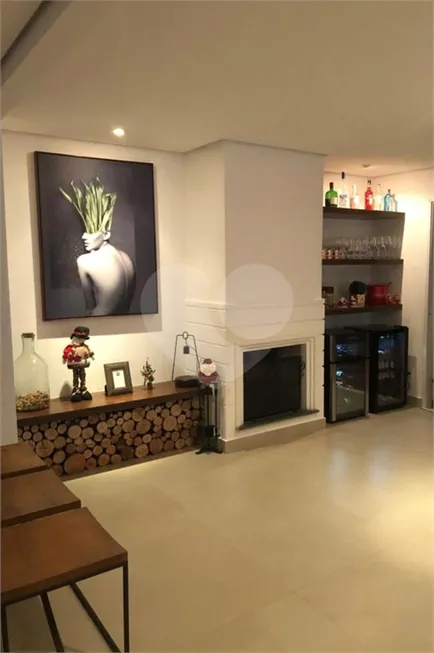 Foto 1 de Casa de Condomínio com 3 Quartos à venda, 318m² em Alto Da Boa Vista, São Paulo