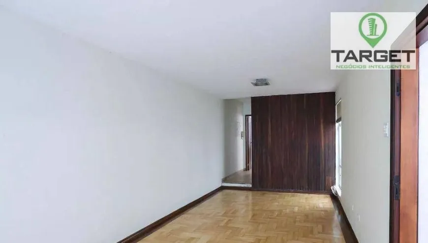 Foto 1 de Casa com 4 Quartos à venda, 250m² em Moema, São Paulo