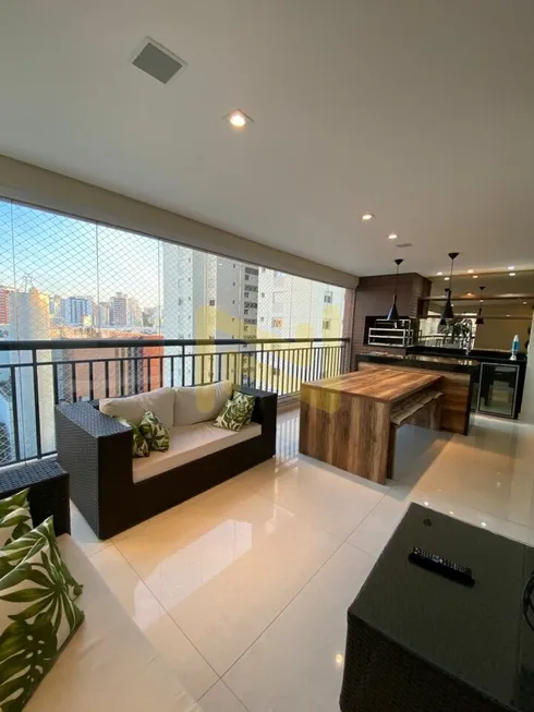 Foto 1 de Apartamento com 4 Quartos à venda, 168m² em Água Branca, São Paulo