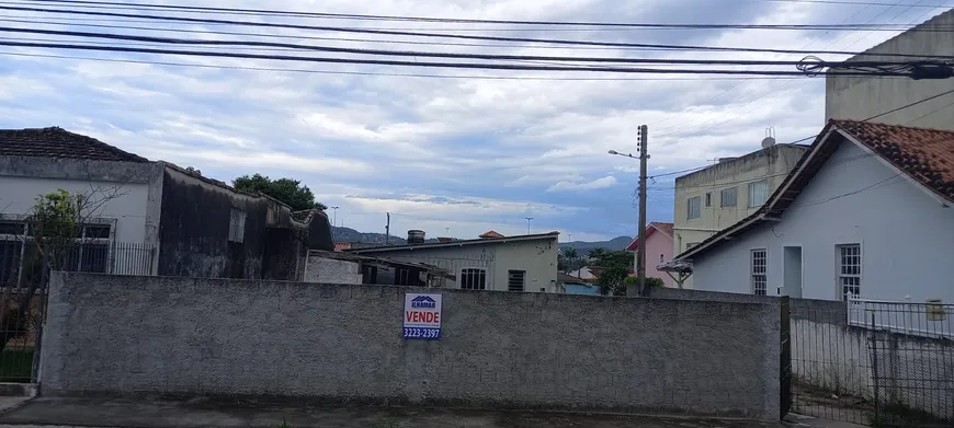 Foto 1 de Lote/Terreno à venda, 844m² em Balneário, Florianópolis