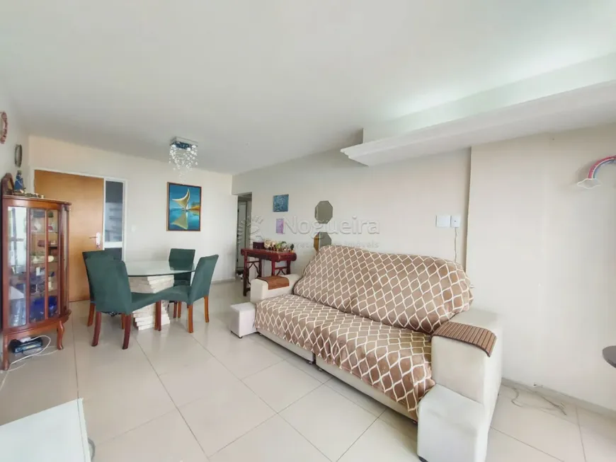 Foto 1 de Apartamento com 2 Quartos à venda, 83m² em Casa Amarela, Recife