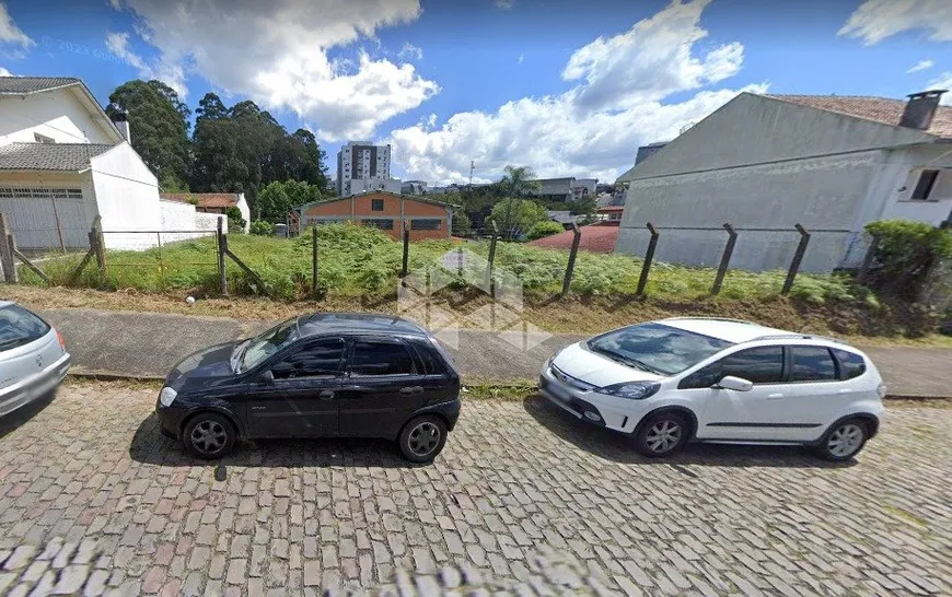 Foto 1 de Lote/Terreno à venda, 414m² em Cinquentenário, Caxias do Sul