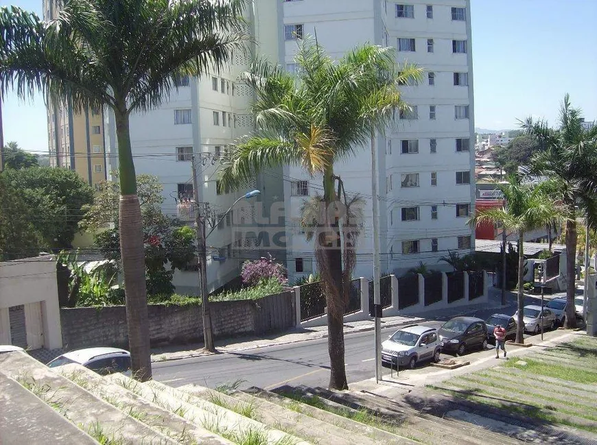 Foto 1 de Lote/Terreno à venda, 360m² em Centro, Contagem