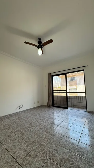 Foto 1 de Apartamento com 2 Quartos à venda, 60m² em Embaré, Santos