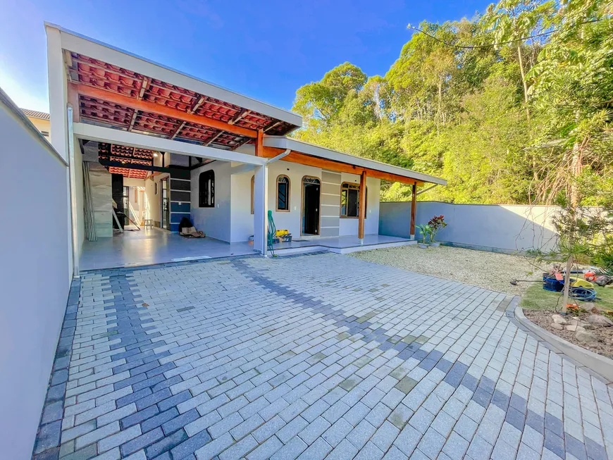 Foto 1 de Casa com 3 Quartos à venda, 135m² em Águas Claras, Brusque