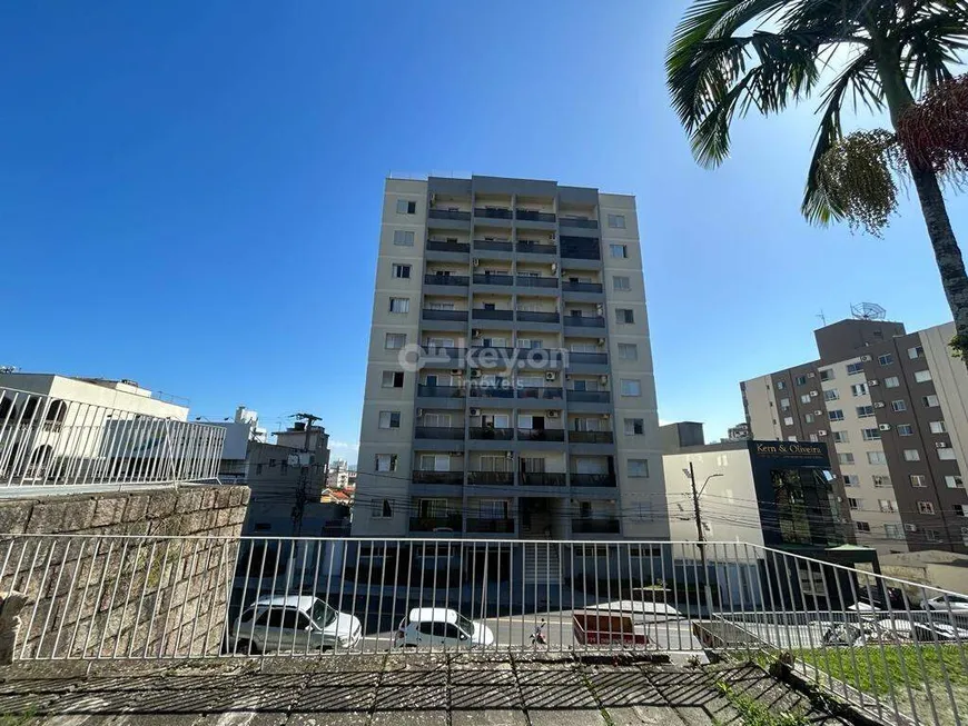 Foto 1 de Apartamento com 2 Quartos à venda, 93m² em Centro, Tubarão