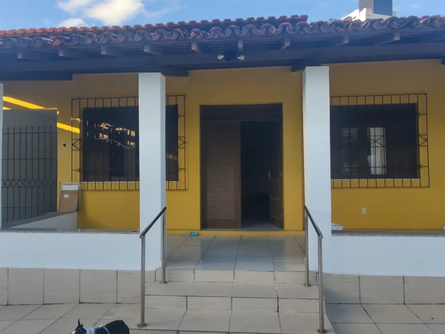 Foto 1 de Casa com 3 Quartos à venda, 360m² em Pituba, Salvador