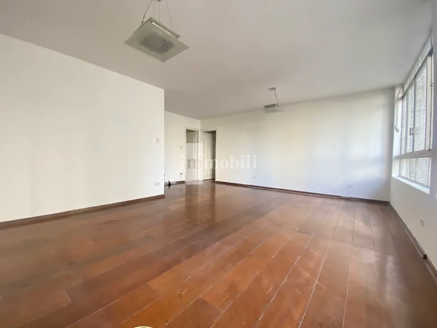 Foto 1 de Apartamento com 3 Quartos à venda, 130m² em Higienópolis, São Paulo