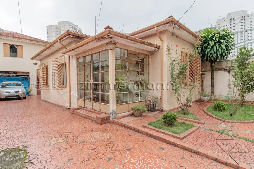 Foto 1 de Casa com 2 Quartos à venda, 267m² em Santa Teresinha, São Paulo