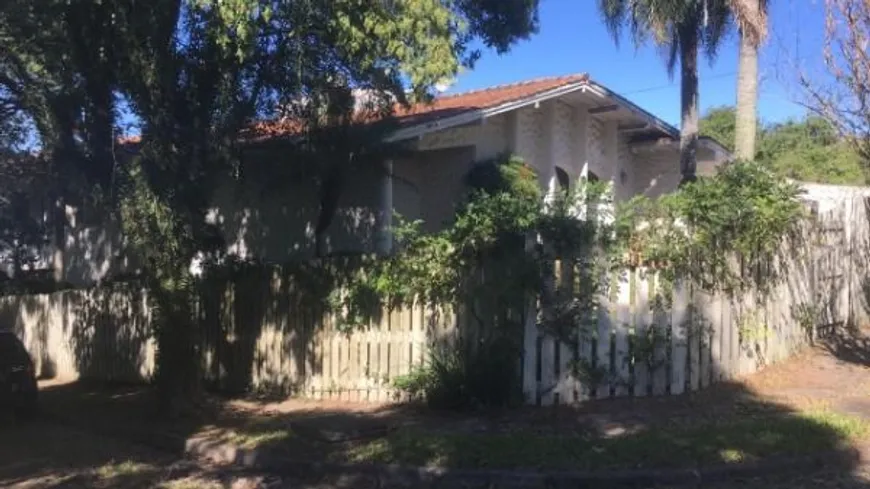 Foto 1 de Casa com 5 Quartos à venda, 350m² em Vila Assunção, Porto Alegre