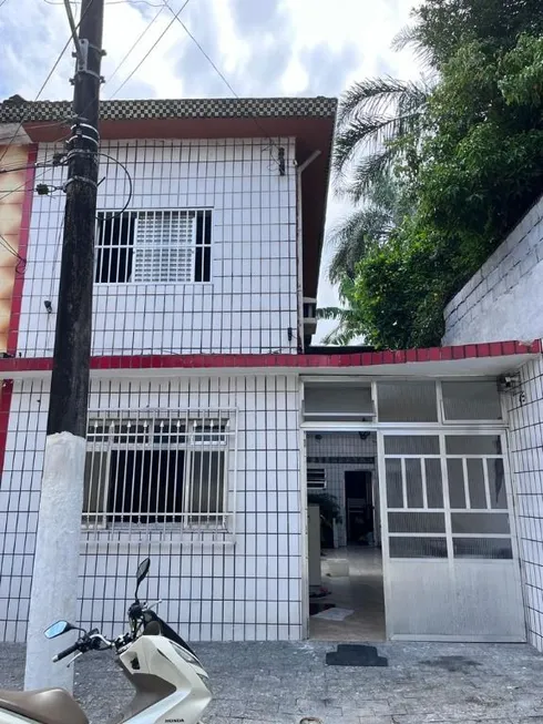 Foto 1 de Sobrado com 3 Quartos à venda, 122m² em Centro, São Vicente