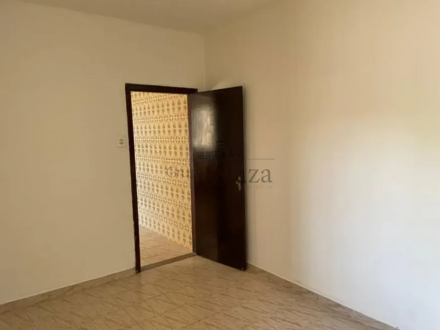 Foto 1 de Casa com 3 Quartos à venda, 150m² em Jardim Jacinto, Jacareí