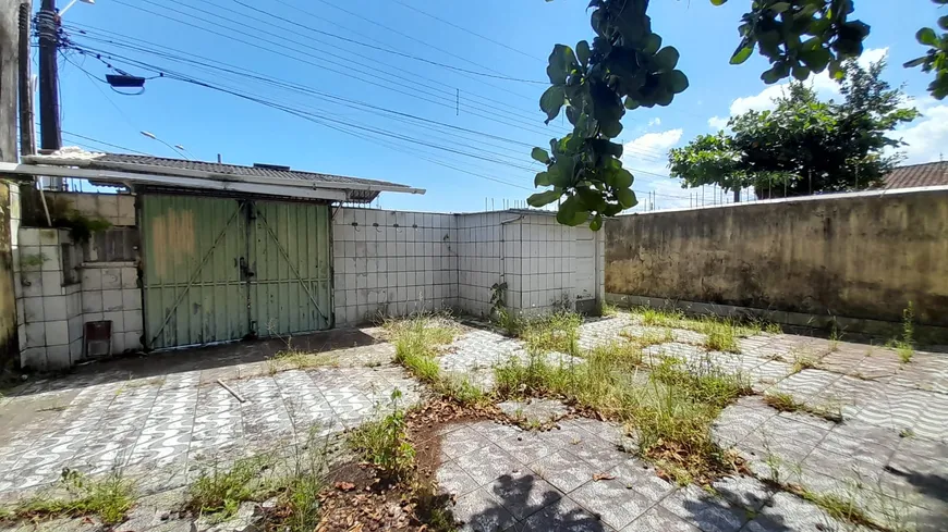 Foto 1 de Casa com 2 Quartos à venda, 65m² em Vila Caicara, Praia Grande