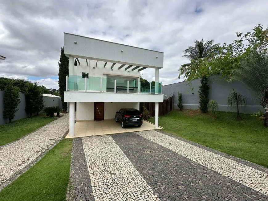 Foto 1 de Casa com 4 Quartos para alugar, 550m² em Garças, Belo Horizonte