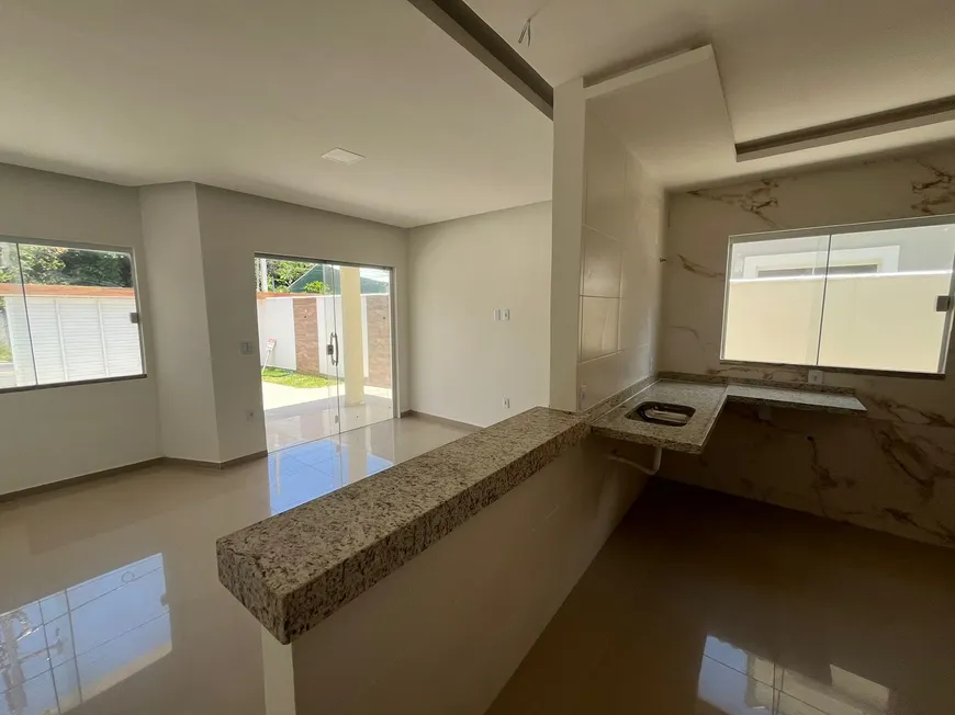 Foto 1 de Casa com 2 Quartos à venda, 90m² em Jardim Atlântico Central, Maricá