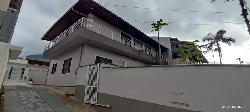 Foto 1 de Apartamento com 6 Quartos à venda, 162m² em Ilha da Figueira, Jaraguá do Sul