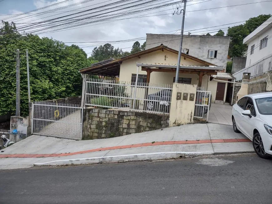 Foto 1 de Casa com 3 Quartos à venda, 276m² em Nacoes, Balneário Camboriú